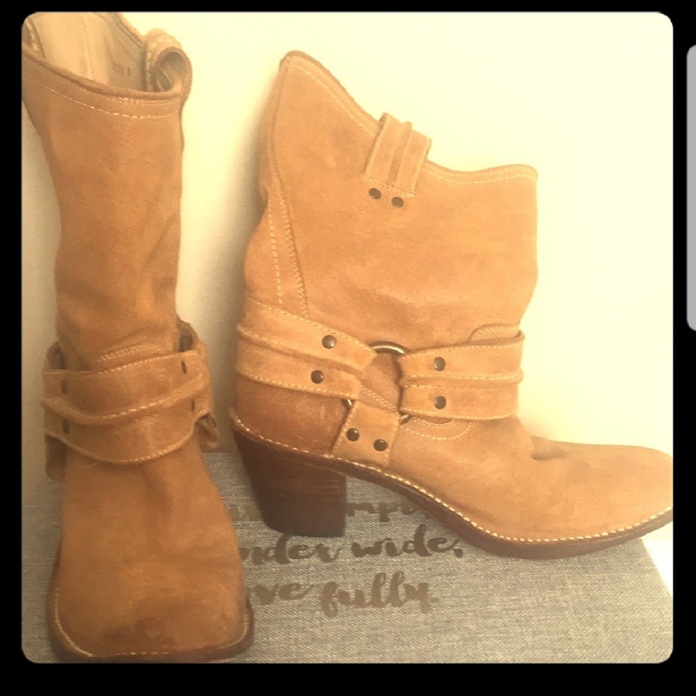 Frye boot